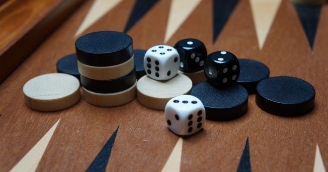 Стратегия игры в онлайн нарды